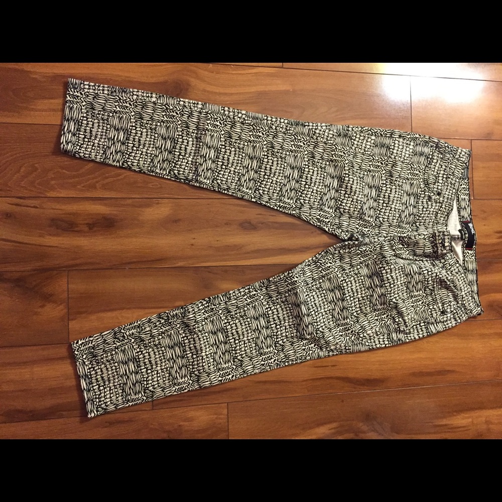 Jeans - Picture 4 of 5